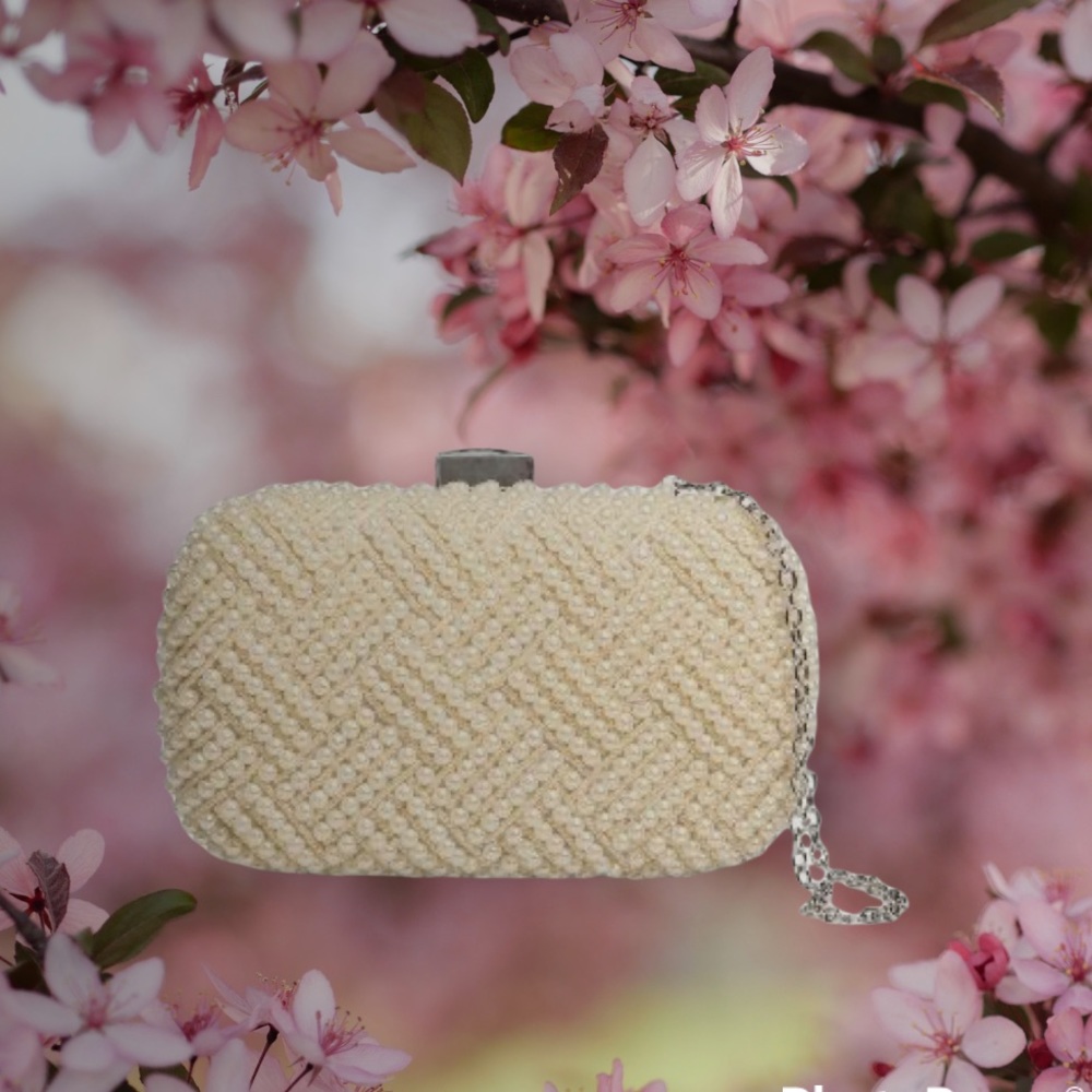 Ivory Pearl Clutch